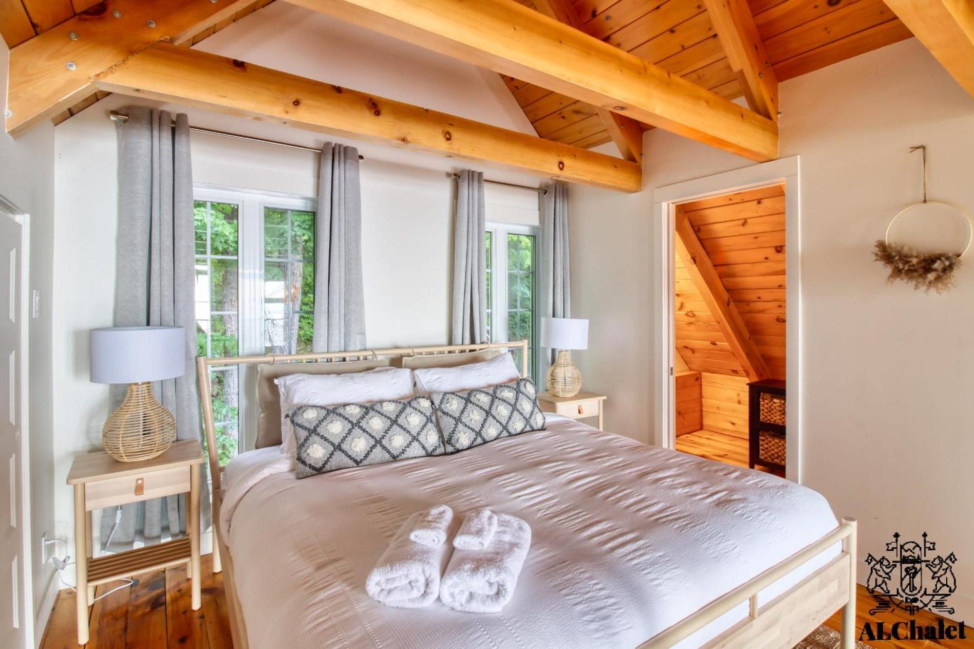 Villa Älpha-M - magnifique vue sur le fleuve à Baie-Saint-Paul Extérieur photo