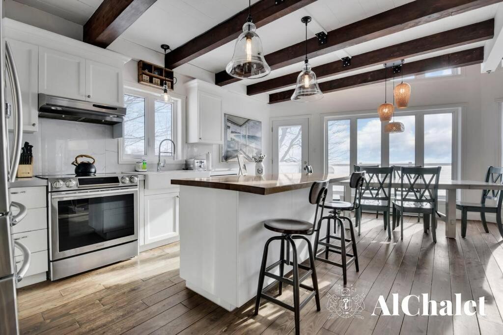 Villa Älpha-M - magnifique vue sur le fleuve à Baie-Saint-Paul Extérieur photo