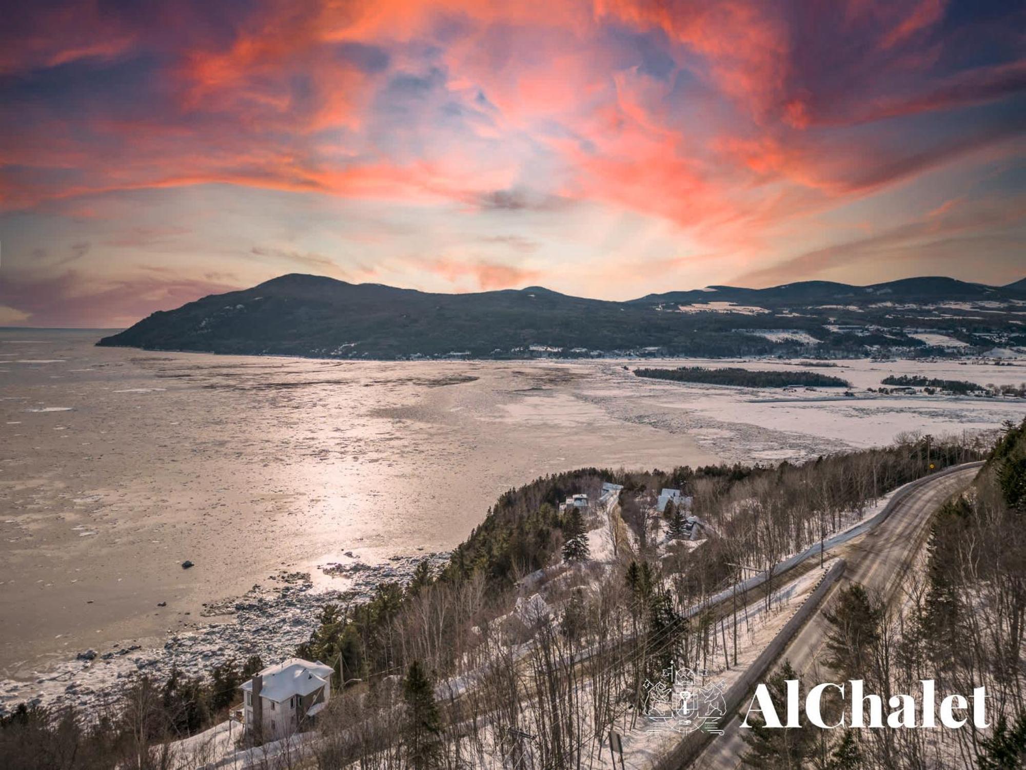 Villa Älpha-M - magnifique vue sur le fleuve à Baie-Saint-Paul Extérieur photo
